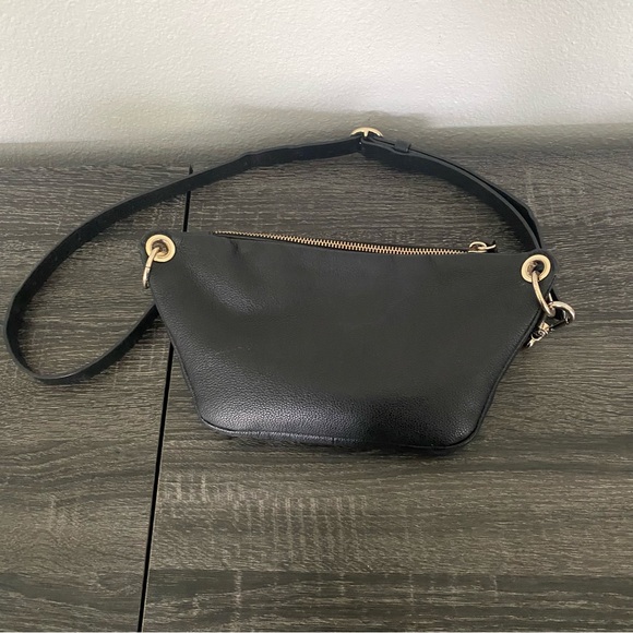 RARE Henri Bendel cross body Fanny pack - Picture 3 of 8